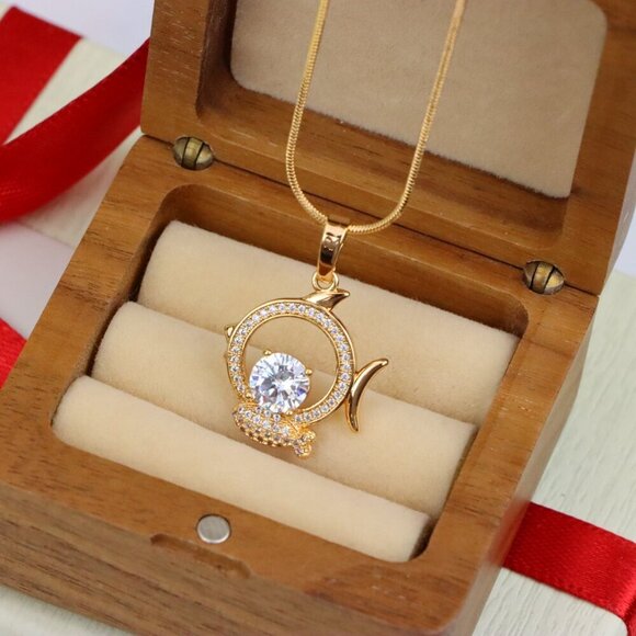 "Rose Gold Pisces Pendant with CZ Accents in Zodiac Fish Design, XPPT1550 - Picture 4 of 10